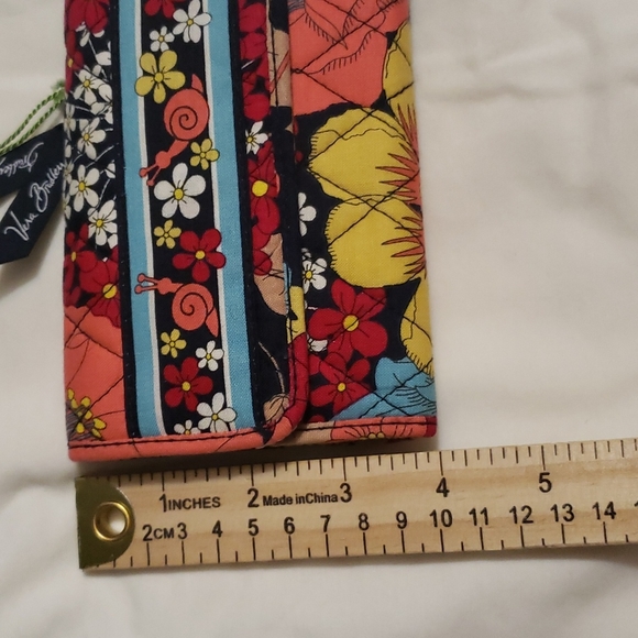 Vera Bradley "Happy Snails" Wallet - Picture 7 of 7